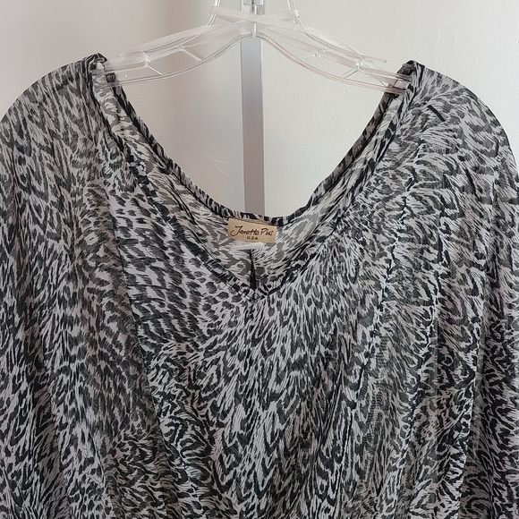 Janette Plus Grey Cheetah Semi Sheer Tunic Blouse | 2XL - Picture 3 of 7
